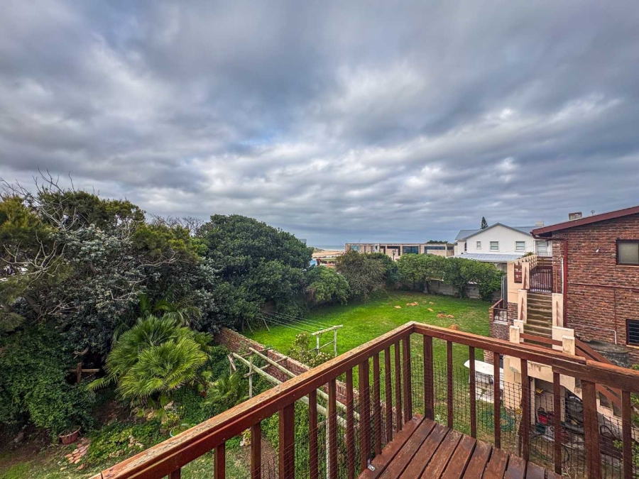 4 Bedroom Property for Sale in Stilbaai Wes Western Cape
